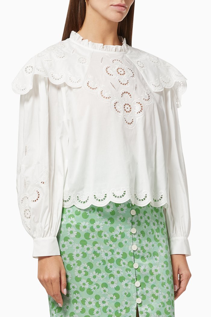 

Top with Embroidery in Organic Cotton, White