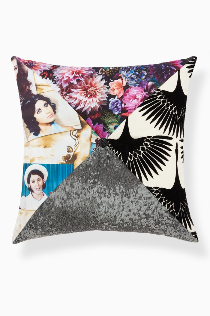 

Karen Cushion, 50 x 50, Multicolour