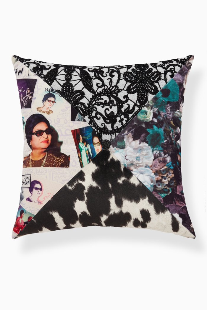 

Karen Cushion, 50 x 50, Multicolour