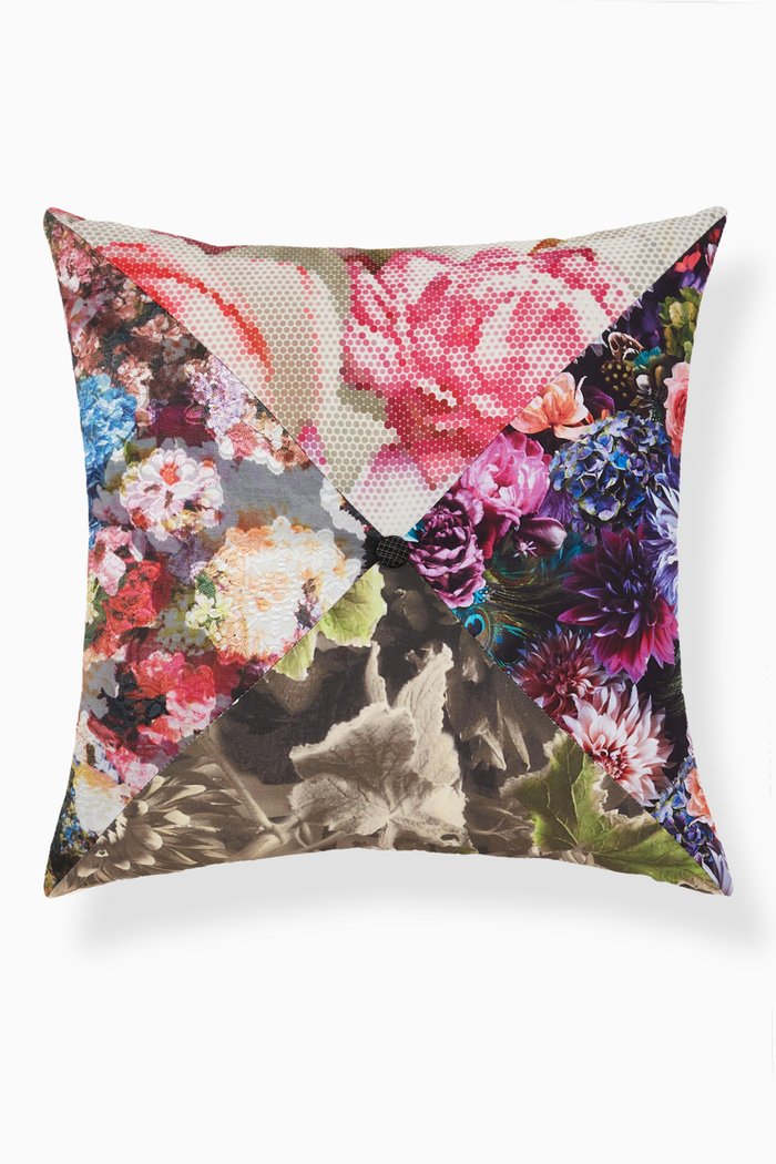

Karen Cushion, 50 x 50, Multicolour