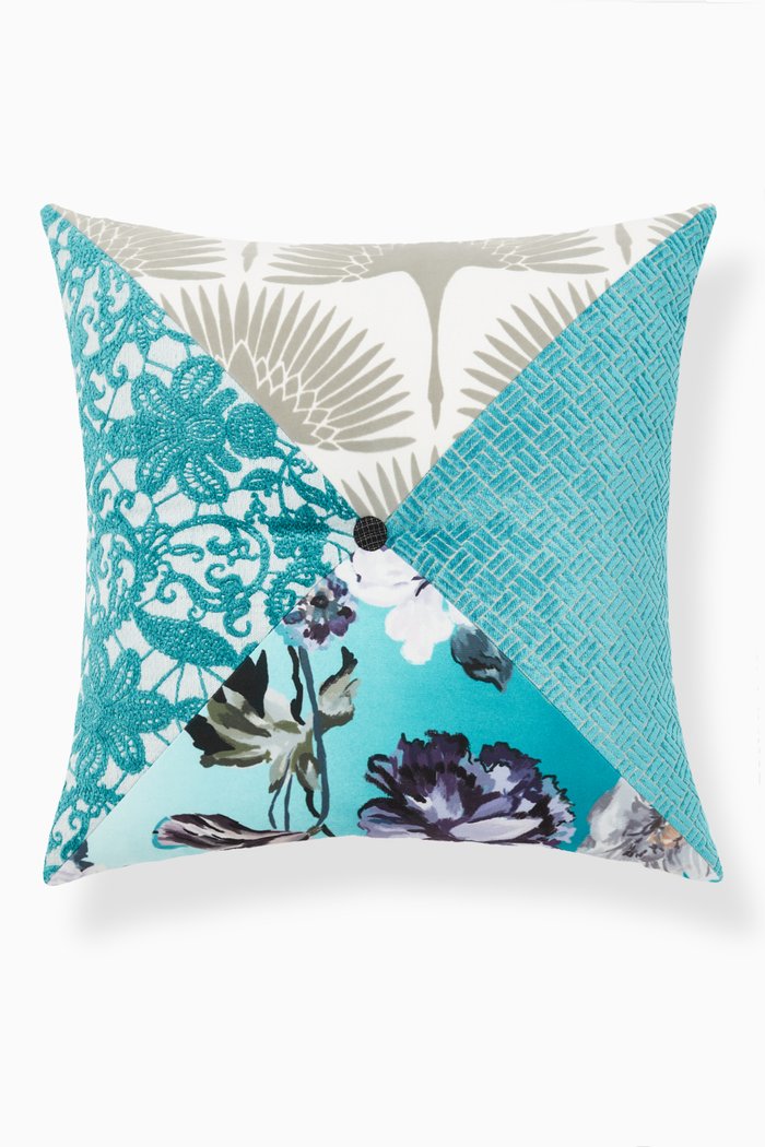 

Karen Cushion, 50 x 50, Multicolour