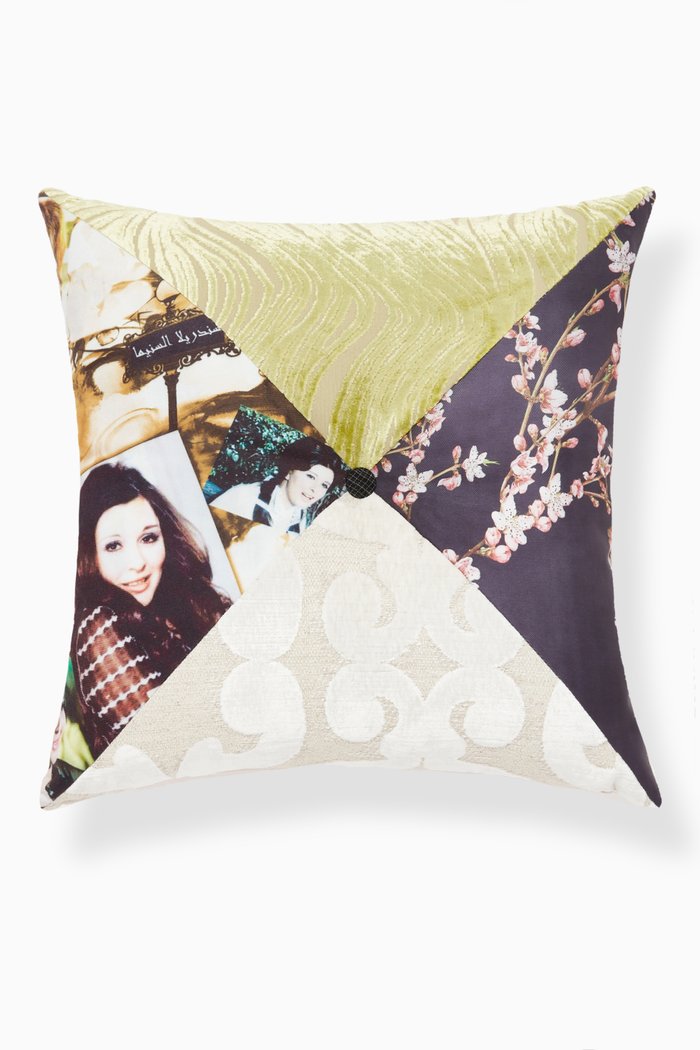 

Karen Cushion, 50 x 50, Multicolour