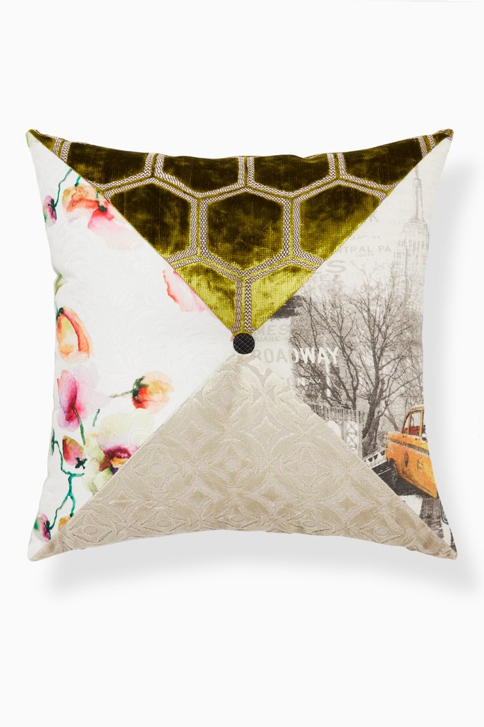

Karen Cushion, 50 x 50, Multicolour