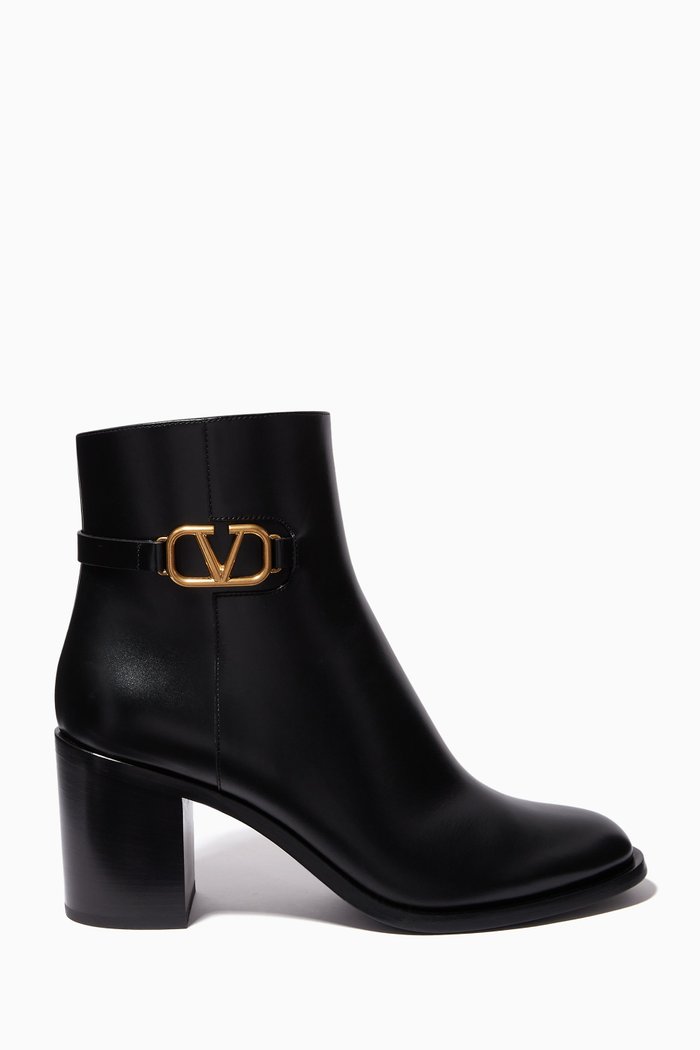 

Valentino Garavani VLOGO Ankle Boots in Leather, Black