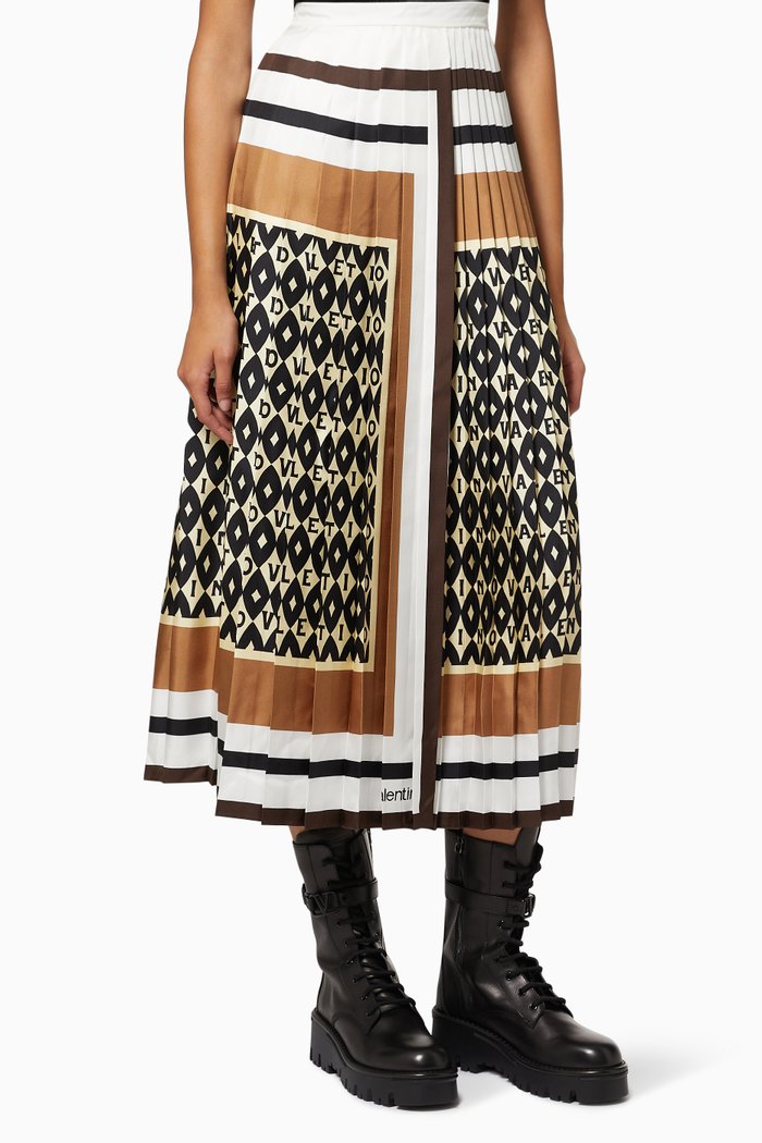 

Valentino Foulard Archive Pleated Midi Skirt in Silk, Black