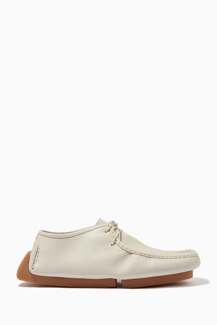 

Driver Shoes in Calfskin, Neutral