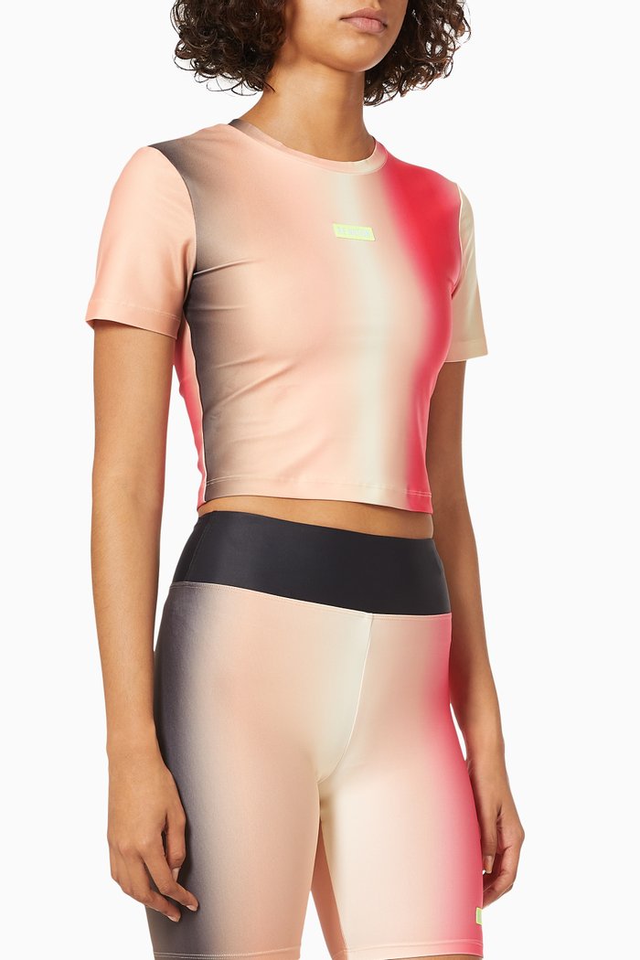 

Momentum T-shirt in Recycled Polyester, Pink
