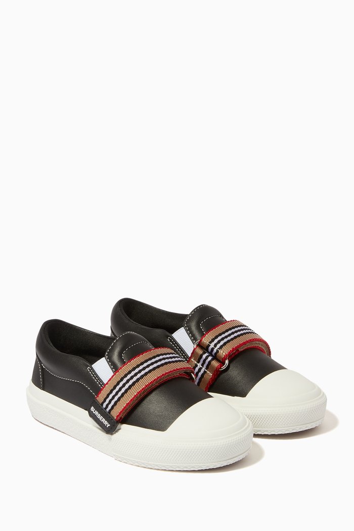 

Icon Stripe Slip-on Sneakers in Topstitched Leather, Black