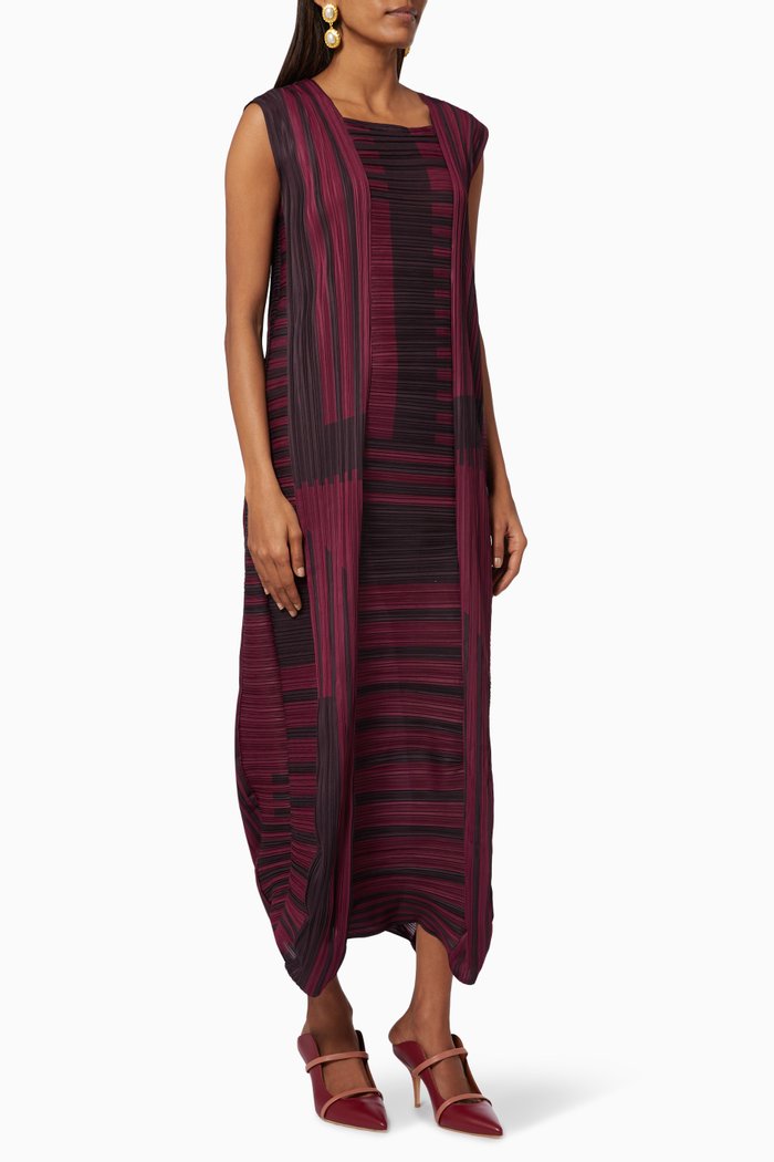 

Geomteric Curl Dress, Burgundy