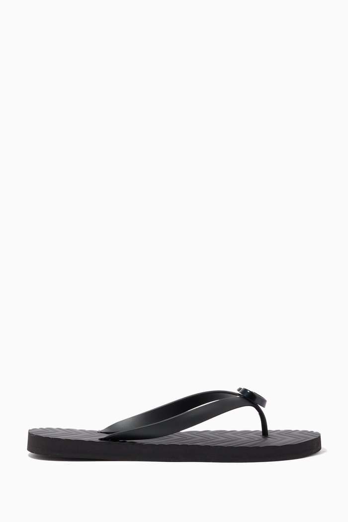 

GG Thong Sandals in Chevron Rubber, Black