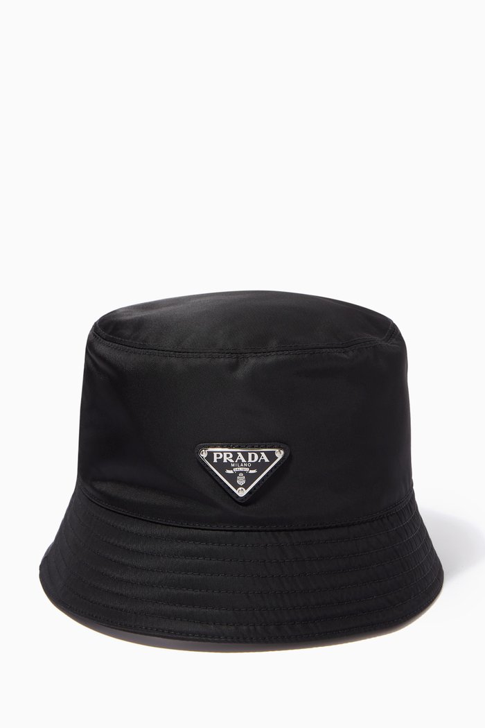 

Triangle Logo Bucket Hat in Re-Nylon, Black