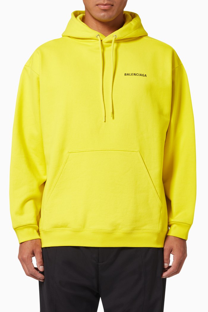 

Logo Medium Fit Hoodie in Curly Fleece, Yellow