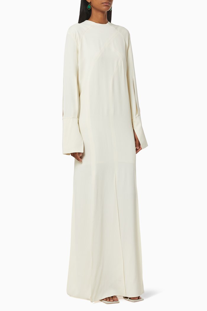 

Cuffed Kaftan in Crepe, Neutral