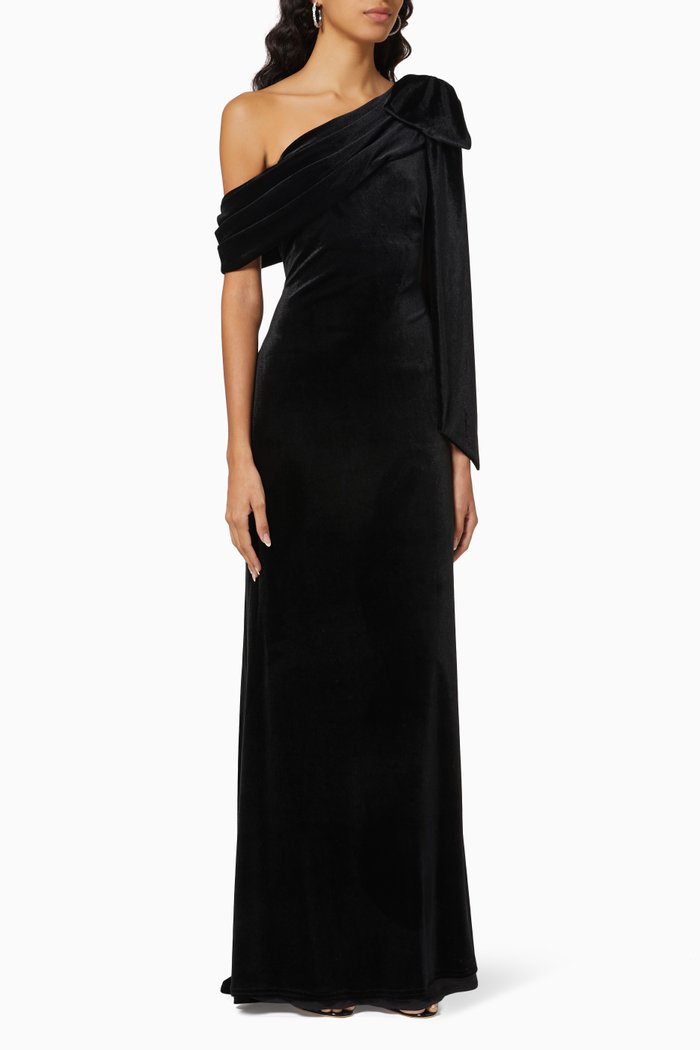 One-shoulder Gown in Velvet, Black