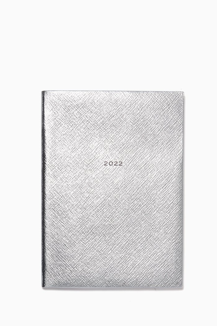 

2022 Soho Diary with Pocket in Crossgrain Lambskin, Silver