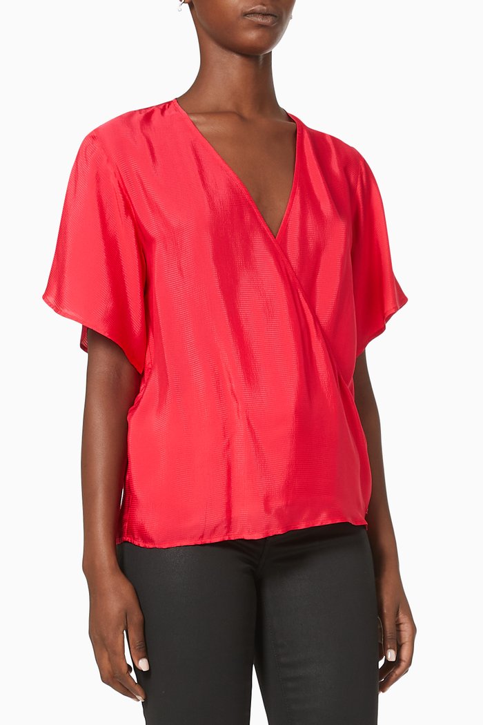

V-neck Solid Top in Satin, Multicolor
