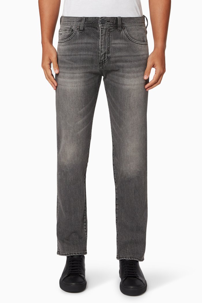 

J16 Straight Fit Jeans in Denim, Grey