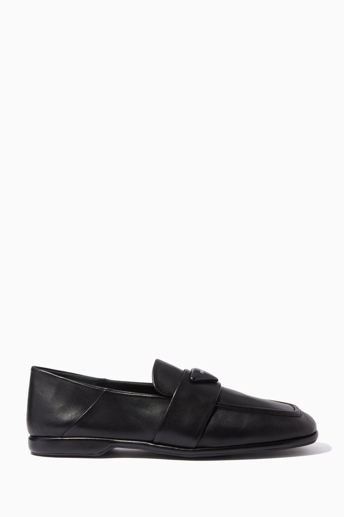 

Triangle Logo Moccasins in Brushed Leather, Black