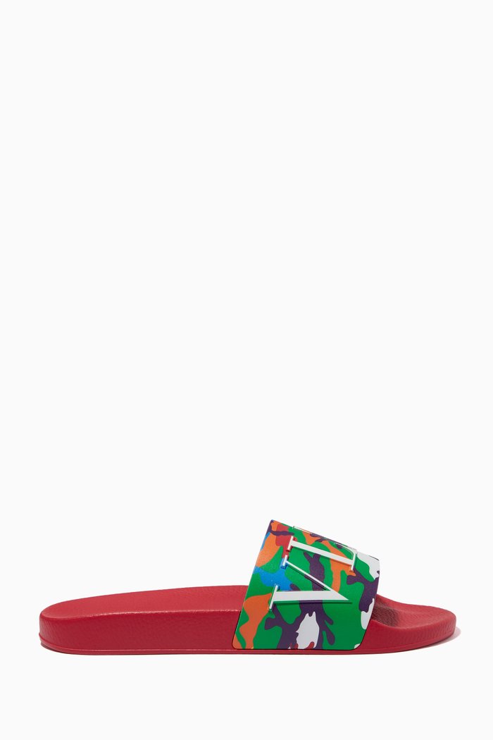 

Valentino Garavani CAMOU7 Slide Sandals in Rubber, Multicolour