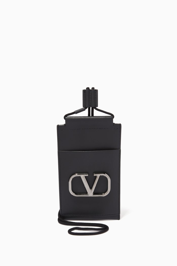 

Valentino Garavani VLOGO Smartphone Case in Leather, Black