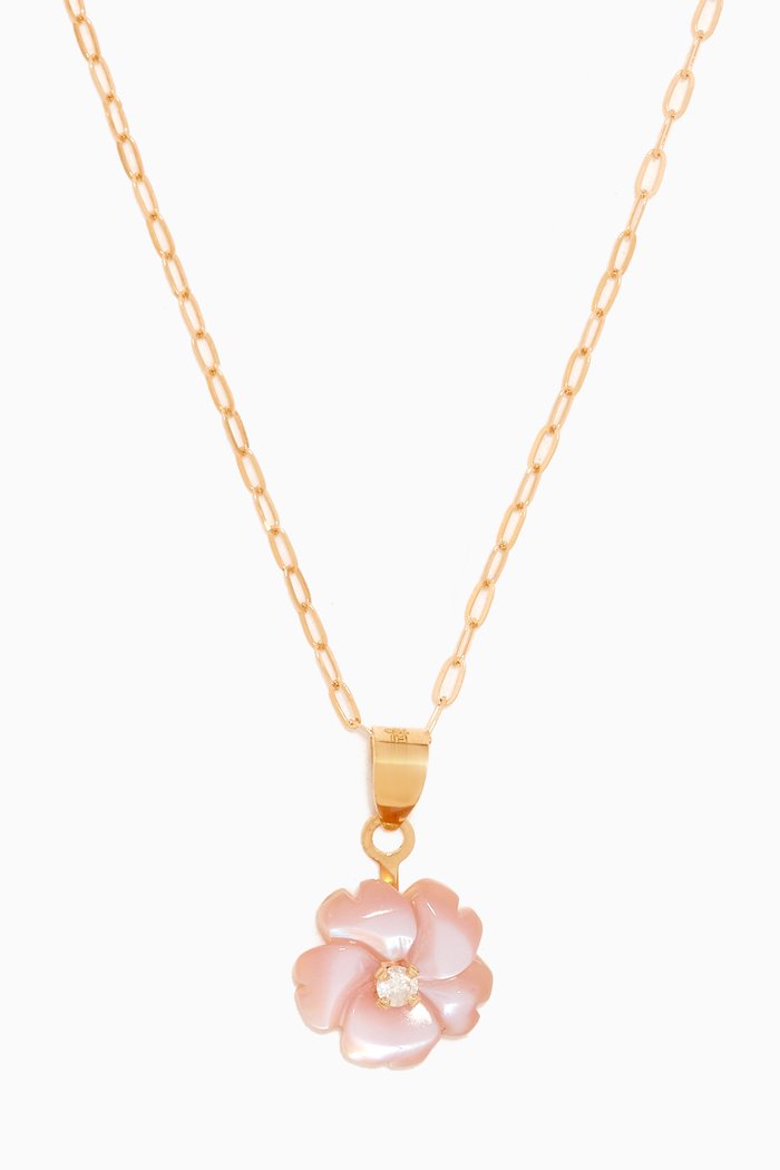 

Flower Mother of Pearl Diamond Pendant in 18kt Yellow Gold