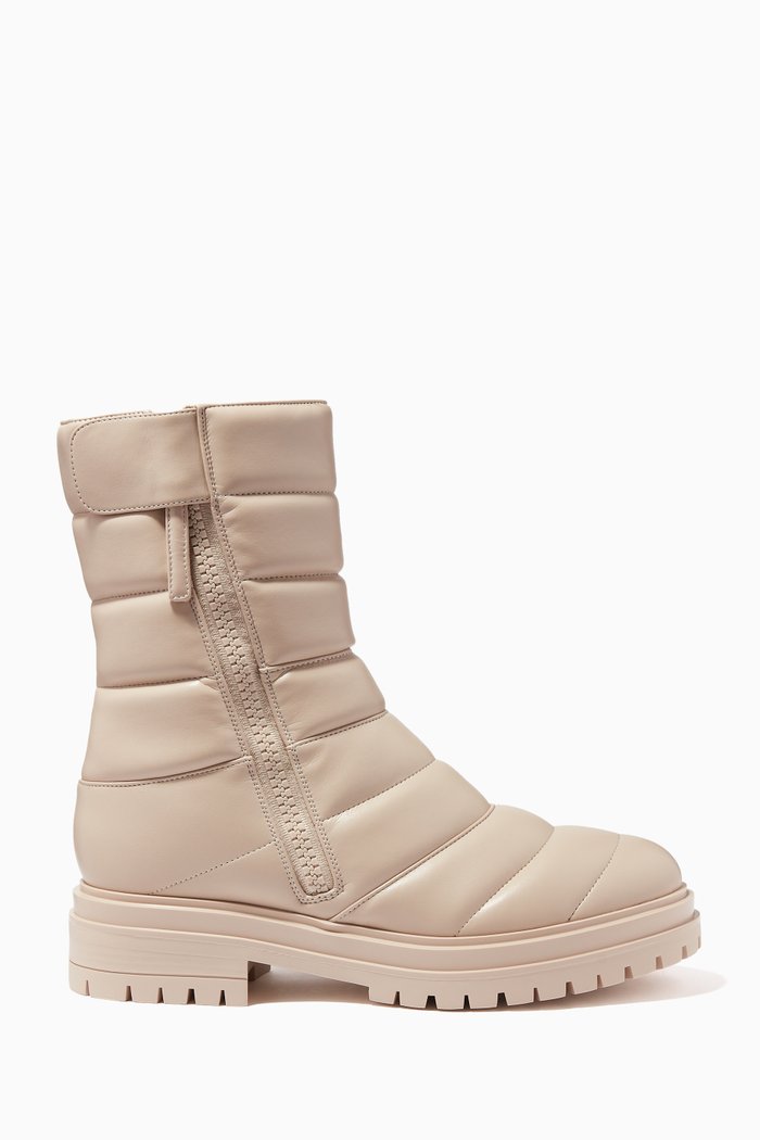 

Eiko Combat Boots in Eco Stretch Matelassé Nappa, Neutral