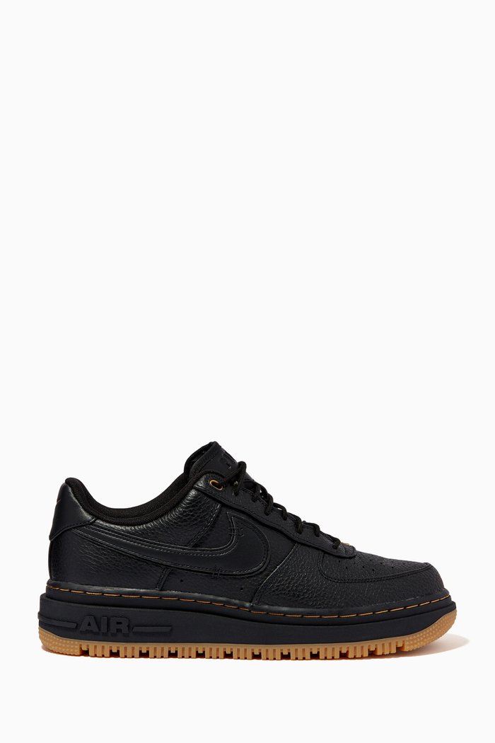 

Air Force 1 Luxe Sneakers in Leather, Black