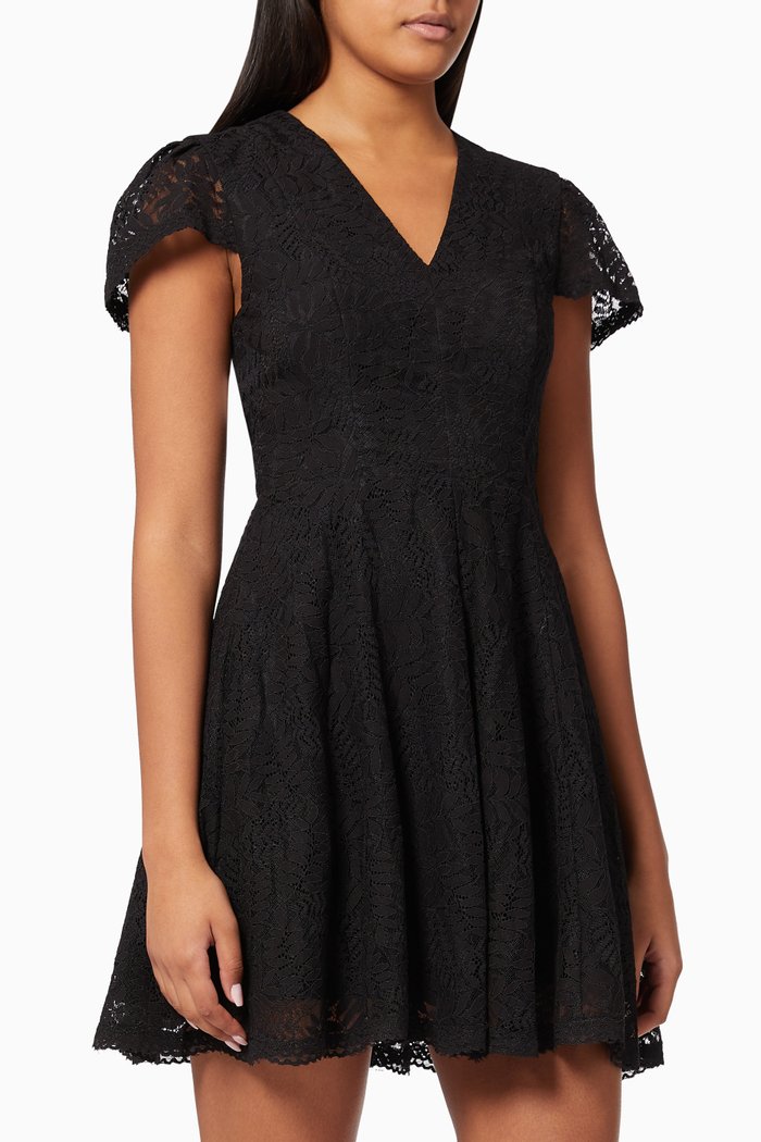 

The Roslyn Dress in Lace, Black