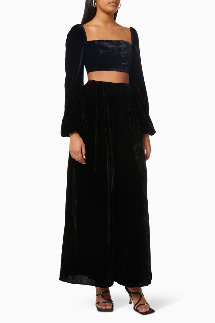 

The Chevra Set in Velvet, Black