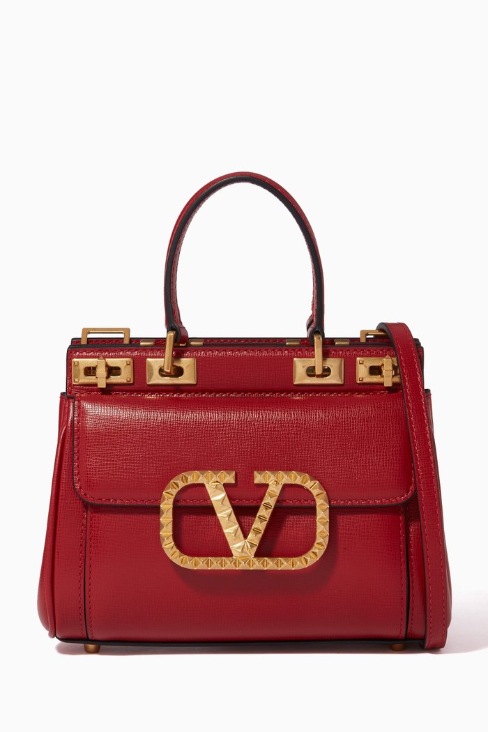 

Valentino Garavani Rockstud Alcove Small Handbag in Grainy Calfskin, Red