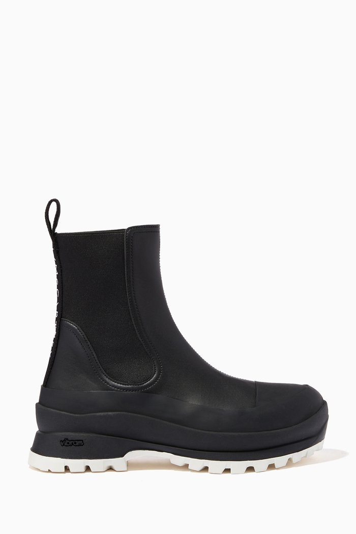 

Trace Chelsea Boots in Eco Alter Leather, Black