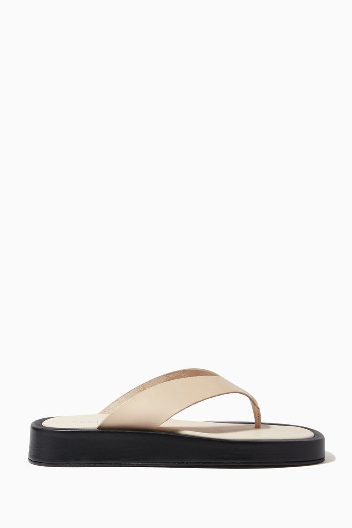 

Overcast Flip Flops in Leather, Neutral