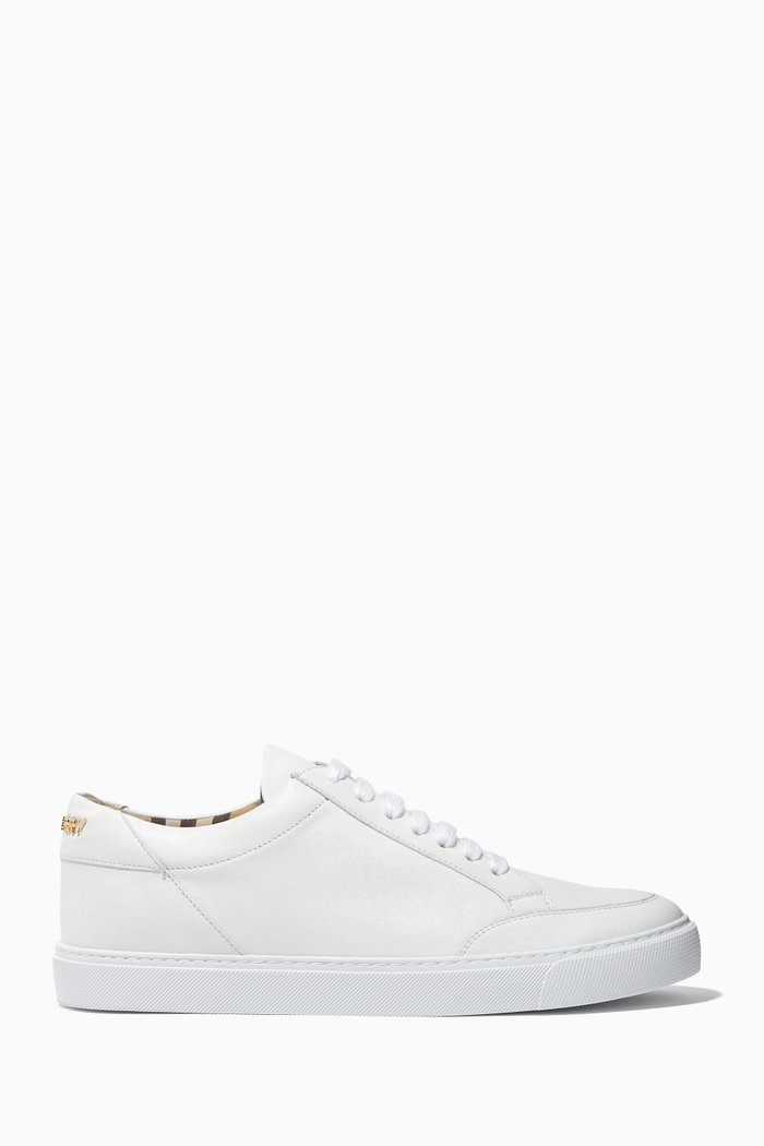 

Logo Detail Sneakers in Leather, White