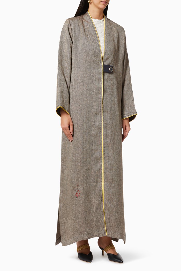 

Button Abaya in Linen, Brown