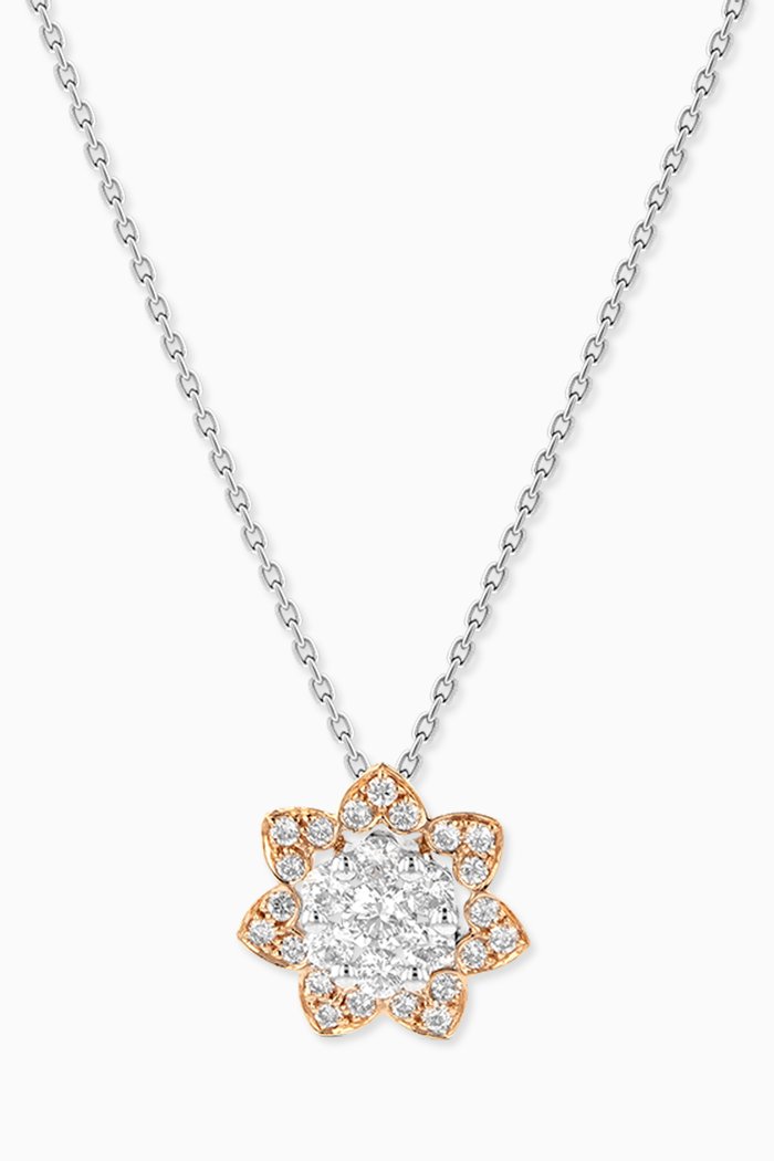 

Heart to Heart Star Flower Pendant Chain with Diamonds in 18kt Gold, White