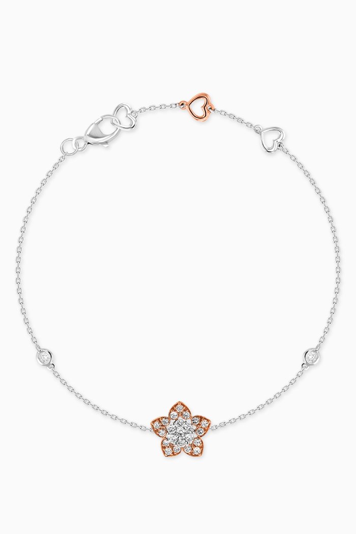 

Heart to Heart Star Flower Bracelet with Diamonds in 18kt Gold, White