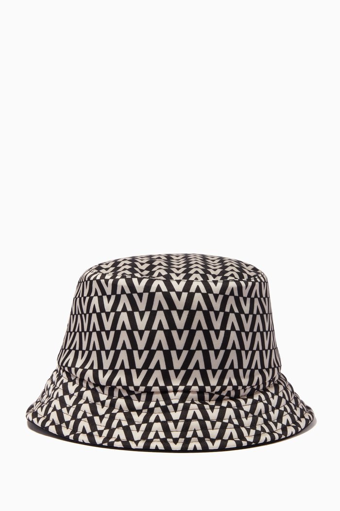 

Valentino Garavani VLOGO Reversible Bucket Hat in Twill, Black