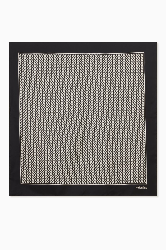 

Foulard Scarf in Valentino Optical Silk, Black