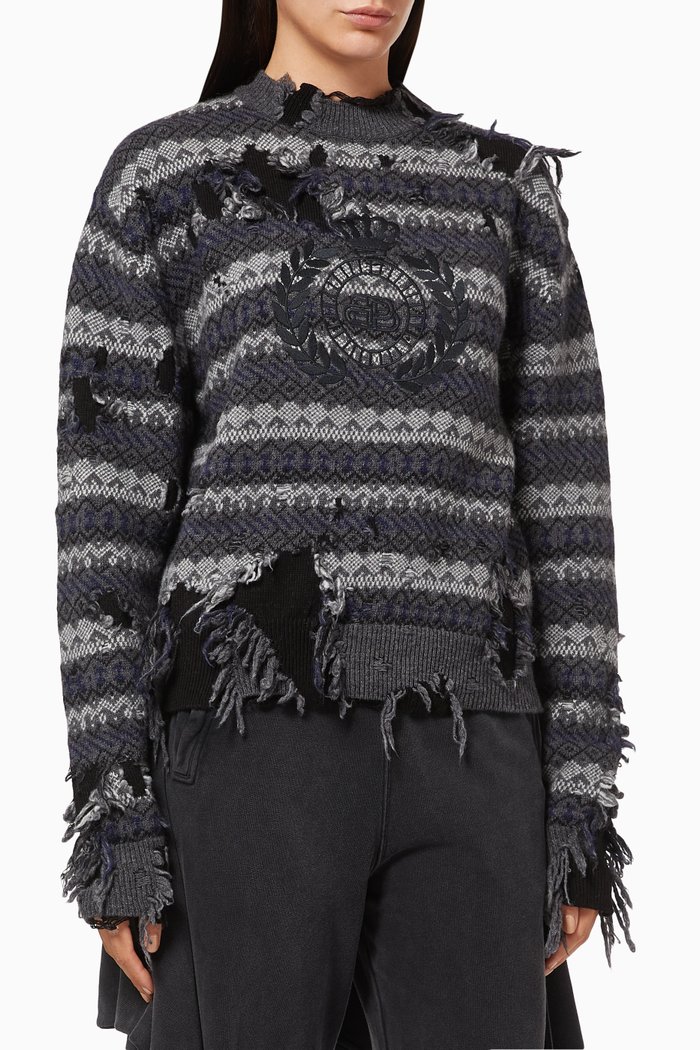 Crewneck Sweater in Destroyed Knit, Grey