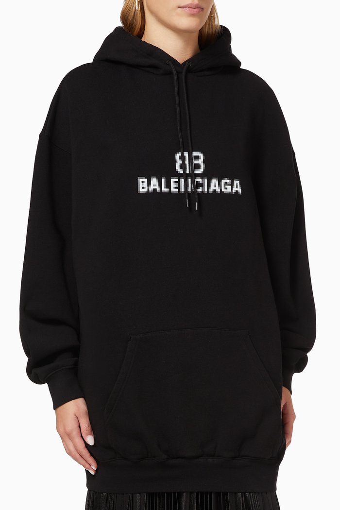 

BB Pixel Medium Fit Hoodie in Medium Fleece, Black