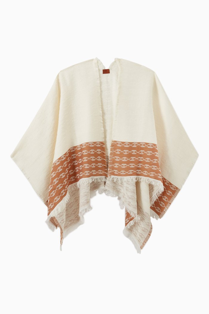 

Cape in Horse Bit Chain Jacquard, White