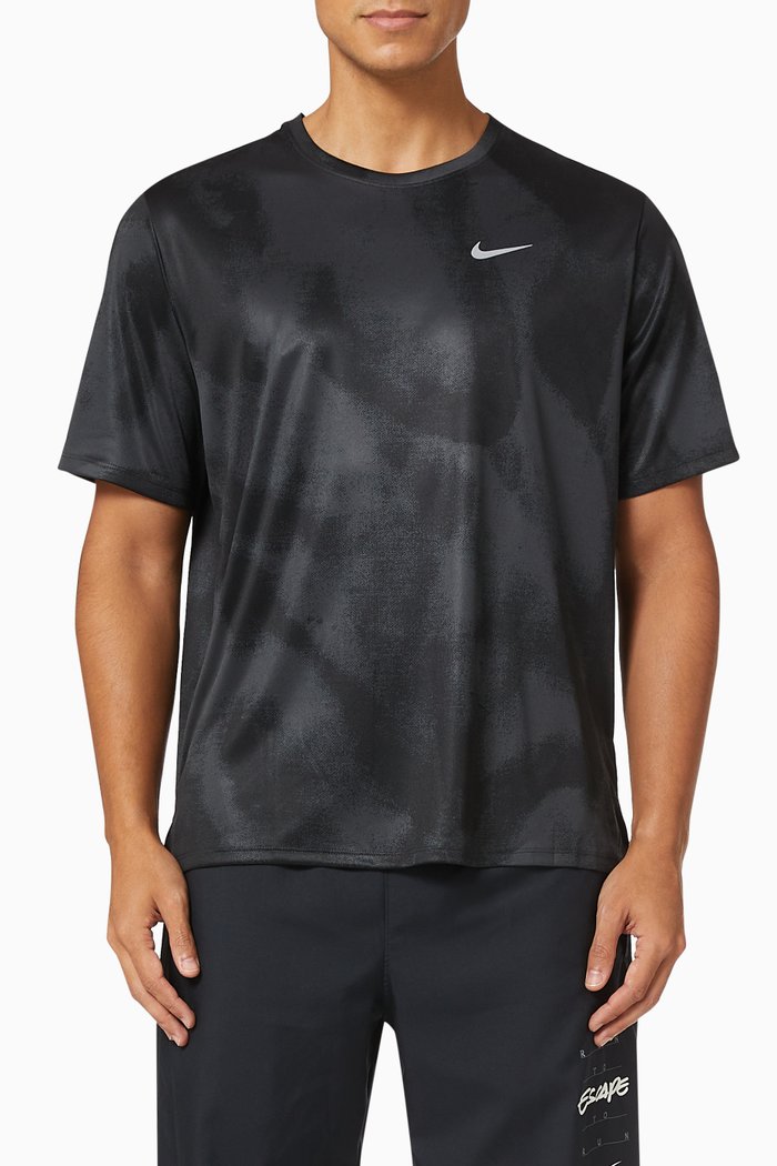 Wild Run Miler Swoosh T-shirt, Black