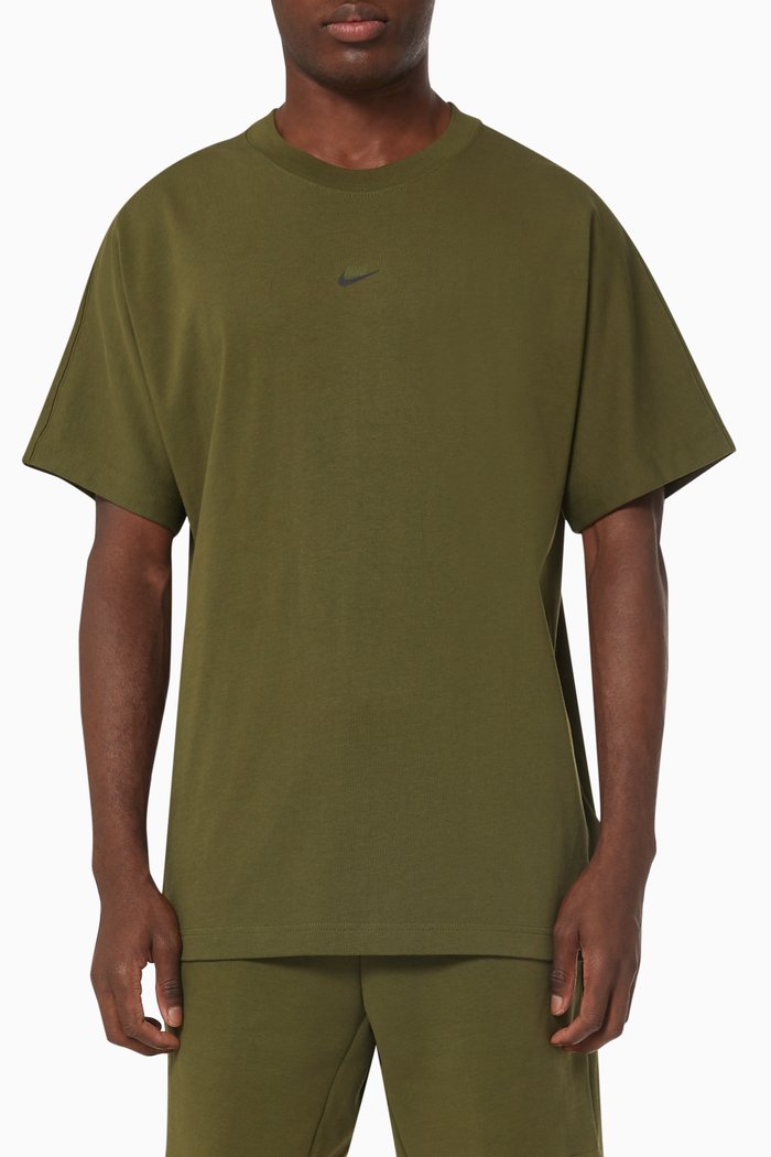 Nike Sportswear Style Essentials T-shirt in Jersey, Green