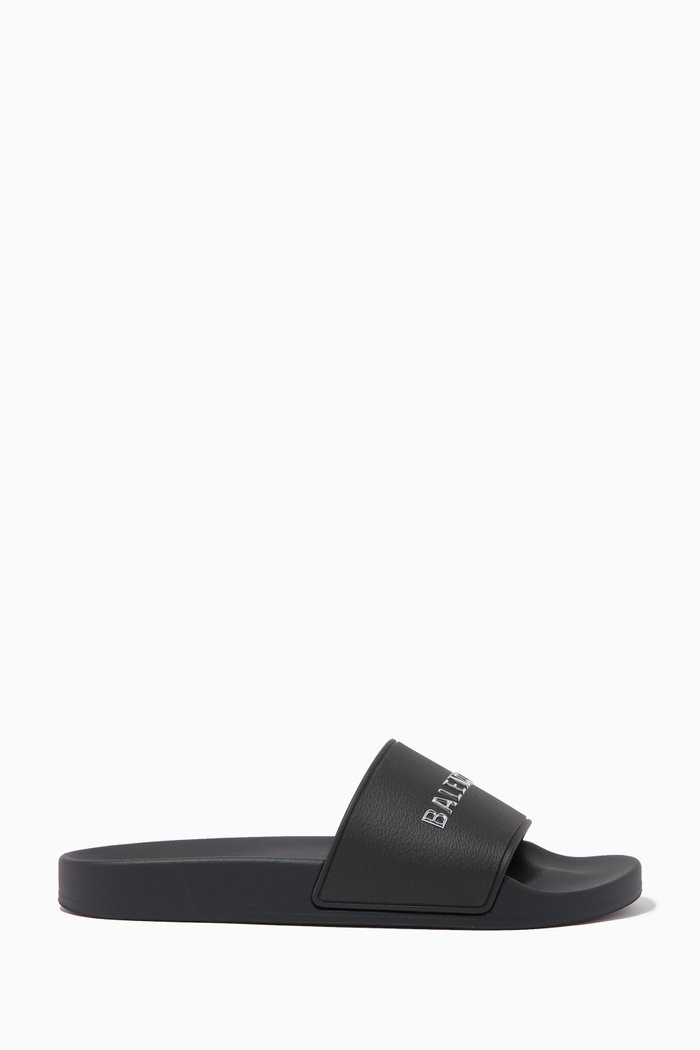 Metal Logo Pool Slides in Rubber, Black