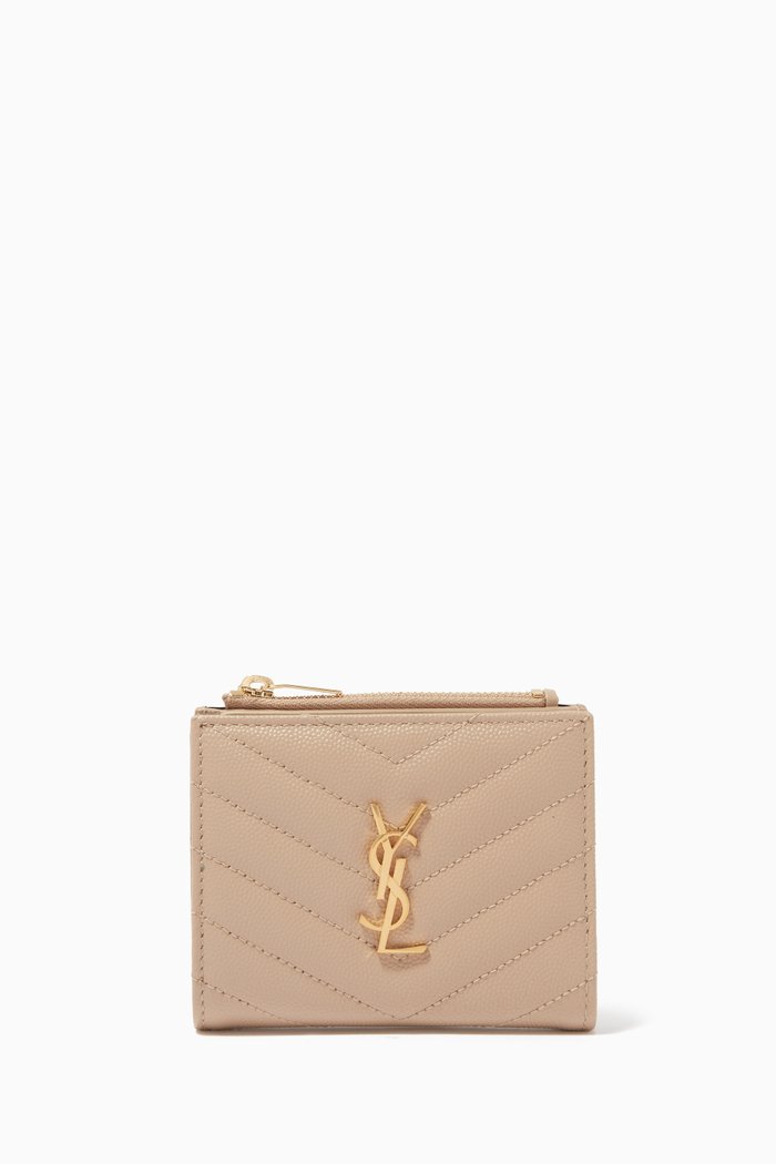 

Cassandre Zipped Card Case in Matelassé Leather, Neutral