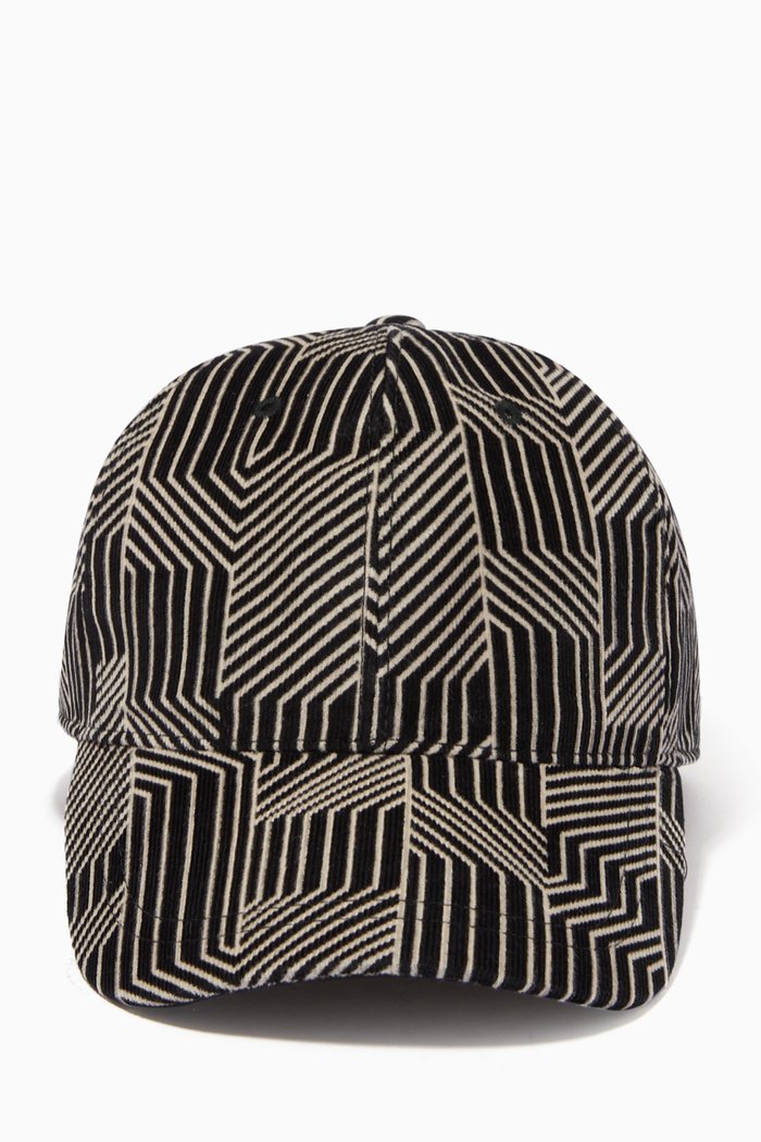 

Labyrinth Cap in Ribbed Fabric, Black