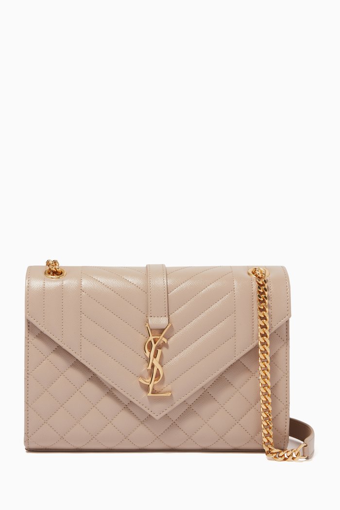 

Medium Envelope Shoulder Bag in Mix Matelassé Grain de Poudre Embossed Leather, Neutral