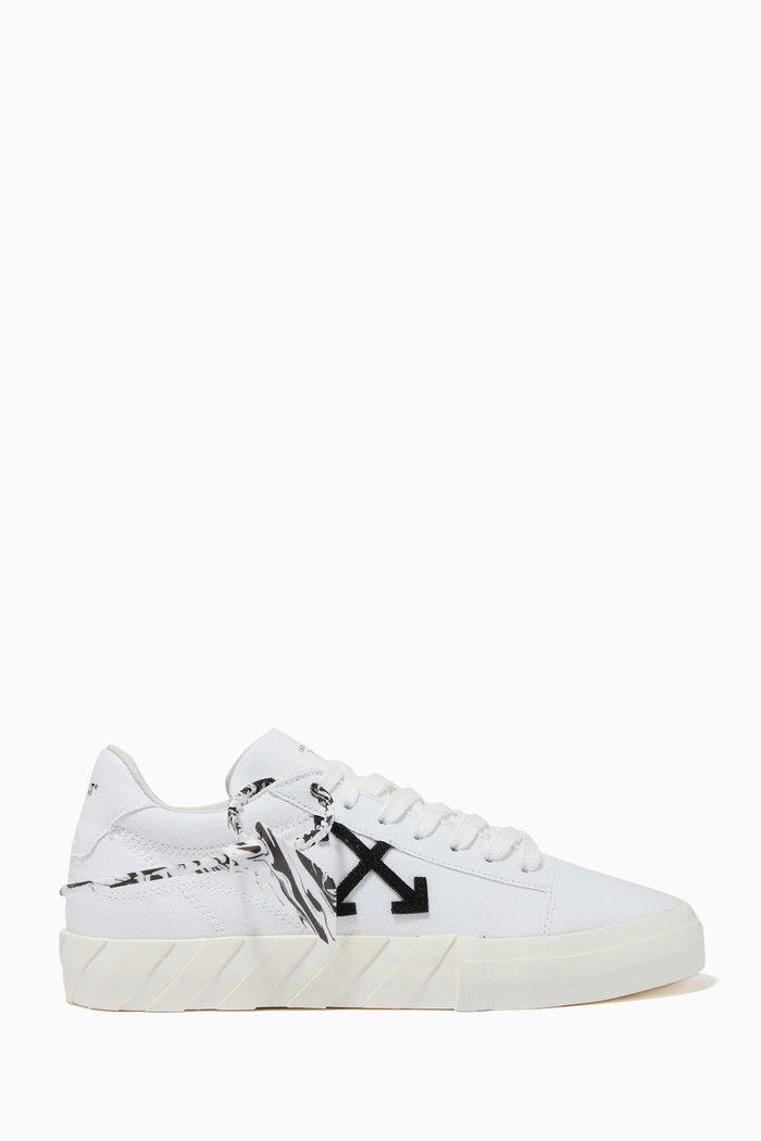 

Low Vulcanized Sneakers in Eco Canvas, White