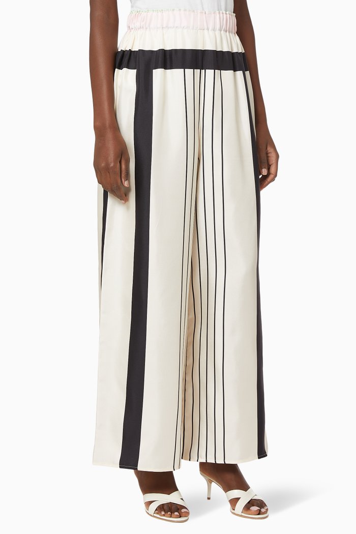 

Lydia Boston Pants in Silk, Multicolour