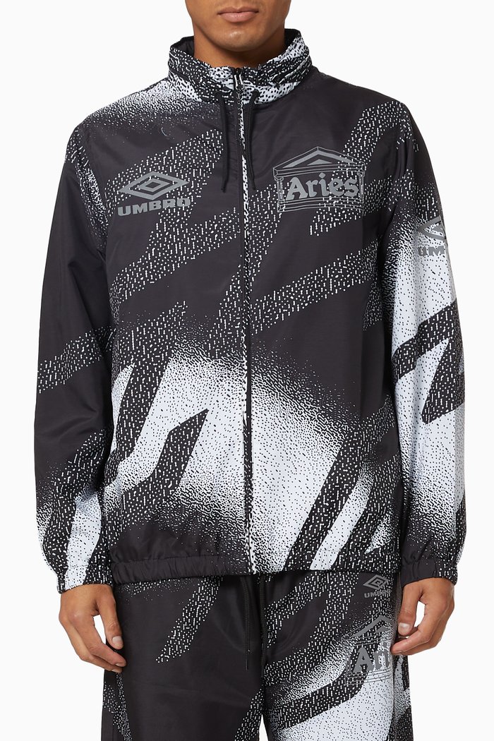 

x Umbro Training Jacket in Nylon, Black
